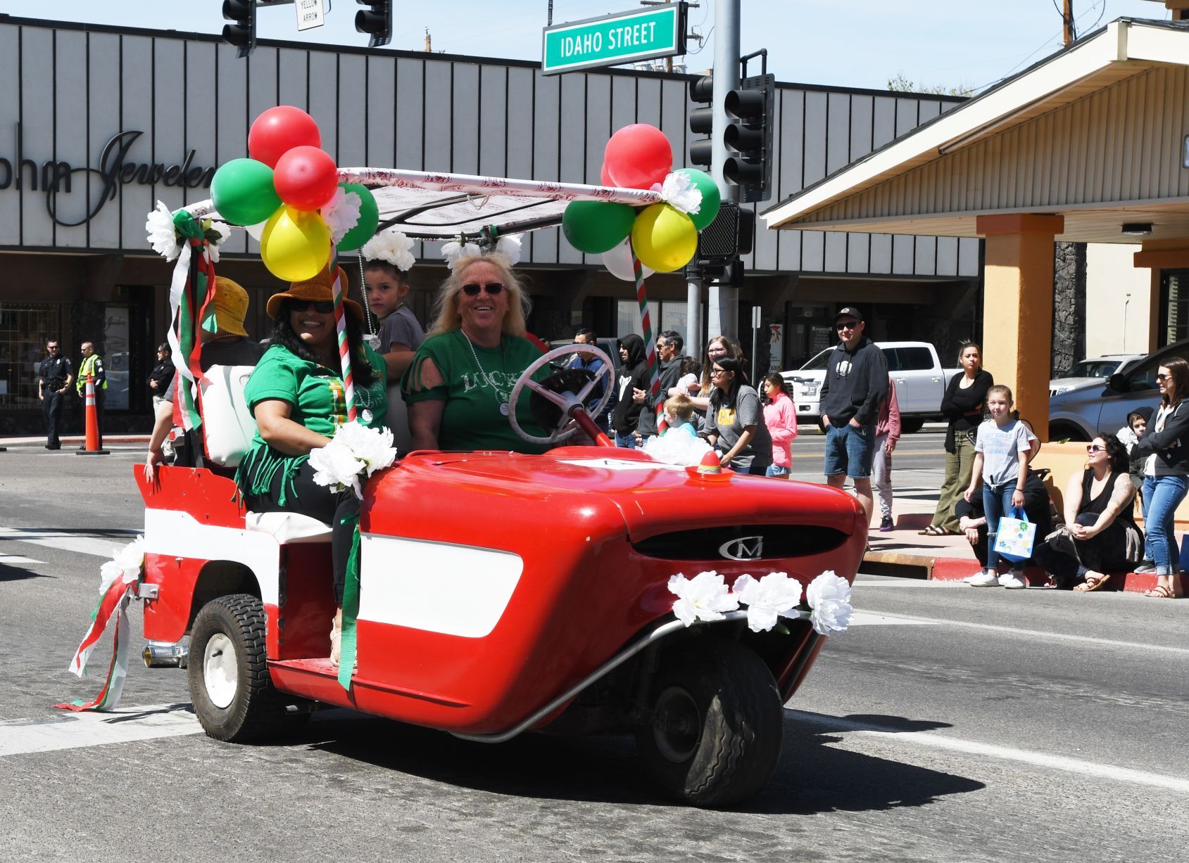 Cinco de Mayo Parade celebrates post-pandemic future